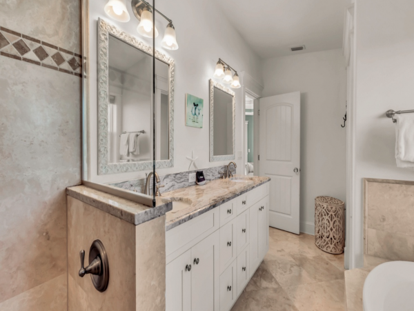 Luxury Anna Maria Island Beach Home 30 Seconds to the Beach