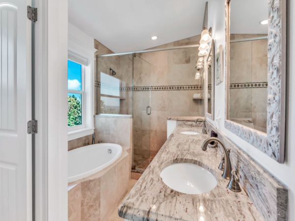 Luxury Anna Maria Island Beach Home 30 Seconds to the Beach