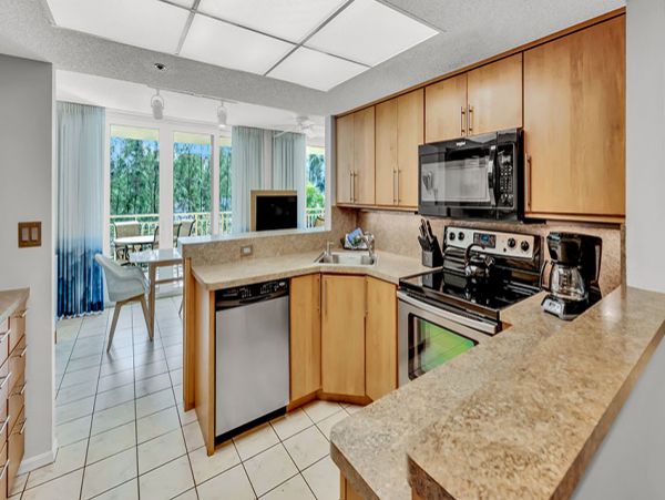 Longboat Key Beach Luxury 2 Bedroom Condo At Its Very Finest