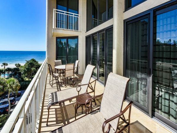 Longboat Key Luxury Rental- 3 Bedrooms Plus Den Penthouse