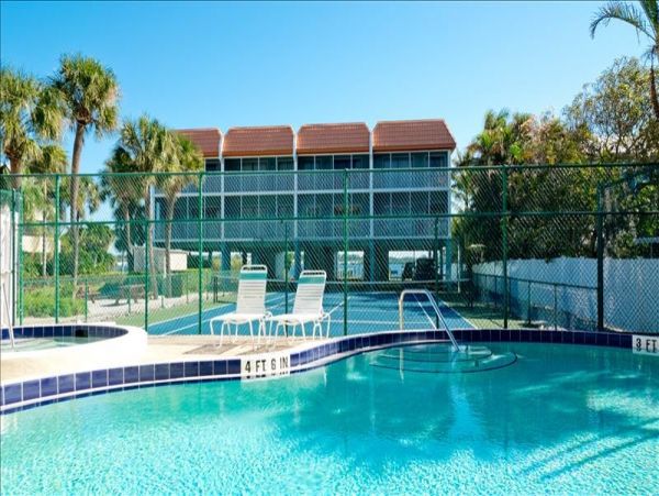 Bradenton Beach 2 Bedroom Vacation Rental Accommodation