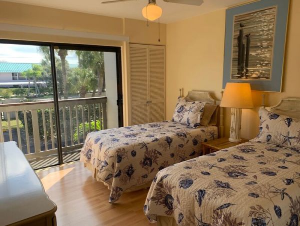 Siesta Key Vacation Value Priced Accommodation.
