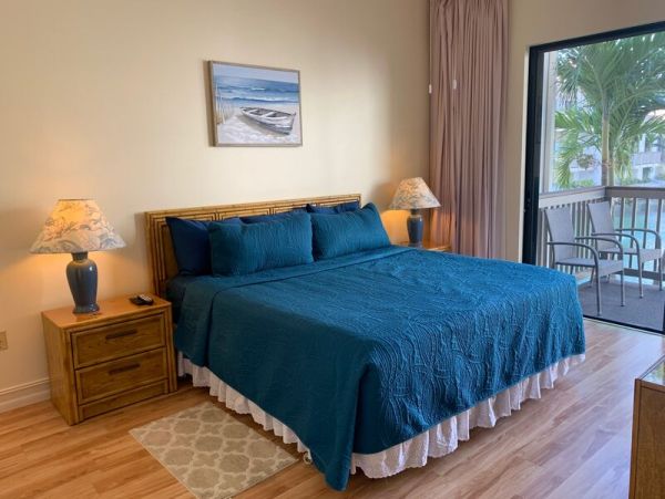 Siesta Key Vacation Value Priced Accommodation.