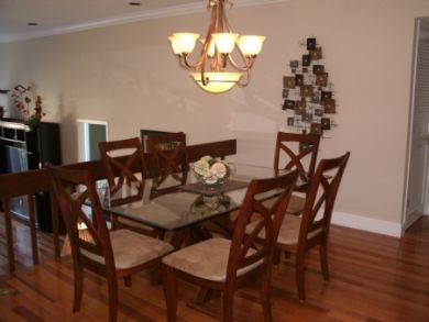 Dining Table & Chairs