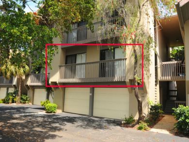 Siesta Key Vacation Condo Sleeps Six Guests.