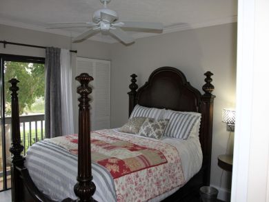 Siesta Key Vacation Condo Sleeps Six Guests.