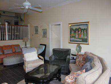 Siesta Key Vacation Condo Sleeps Six Guests.