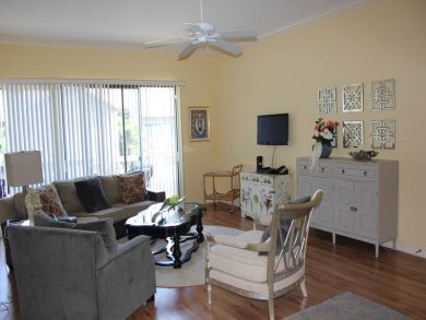 Siesta Key Vacation Condo Sleeps Six Guests.