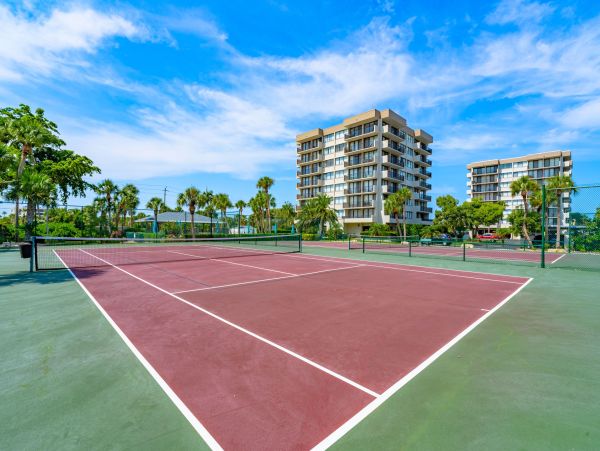 Siesta Key Vacation Rental Near the Beach  Lake View Condo with Pool and Tennis