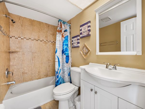 Siesta Key Vacation Rental Near the Beach  Lake View Condo with Pool and Tennis