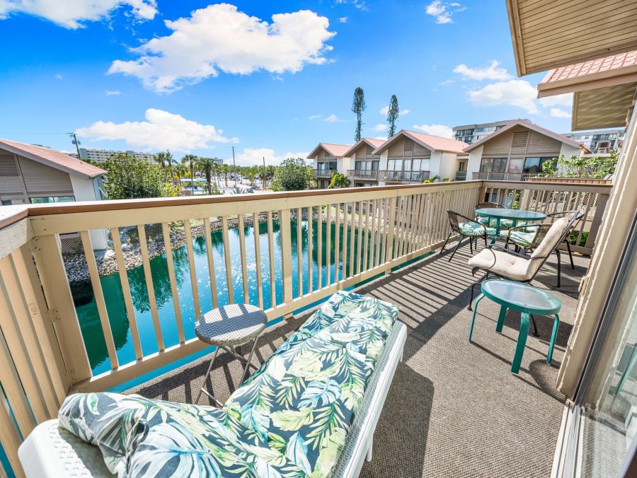 Siesta Key Vacation Rental Near the Beach  Lake View Condo with Pool and Tennis