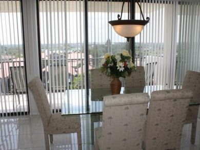 Dining Room Seats Six