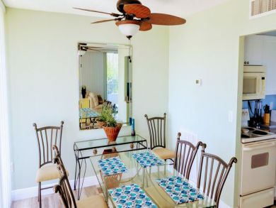 Siesta Key  One Bedroom Rental Across Street From Beach