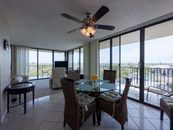Comfy Siesta Key Vacation Rental with 2 Bedrooms and Baths