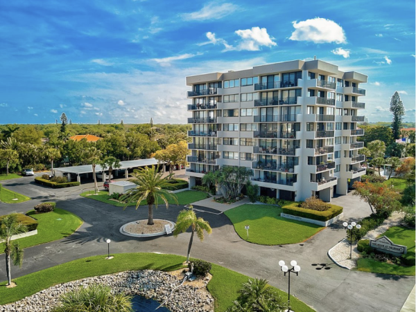 Just Across The Street From USA Number 1 Beach NEW ARRIVAL