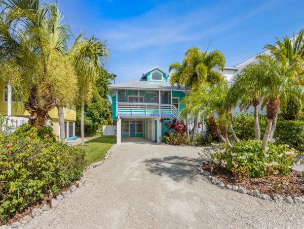 Anna Maria Luxury 4 Bedroom Vacation Rental Sleeps 8