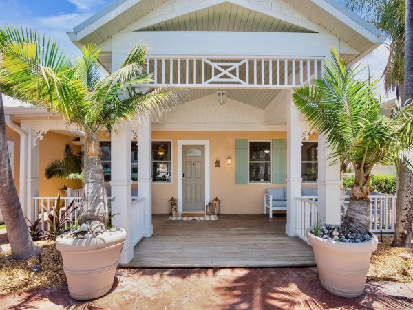 Anna Maria Rental - 3-Bedroom Holmes Beach Coastal Retreat