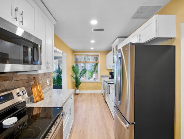 Anna Maria Rental - 3-Bedroom Holmes Beach Coastal Retreat
