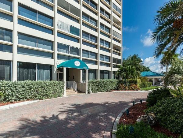 Siesta Key Condo 878850