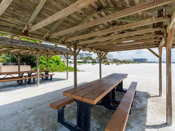 Luxury Beachfront Getaway One bedroom Siesta Key Condo
