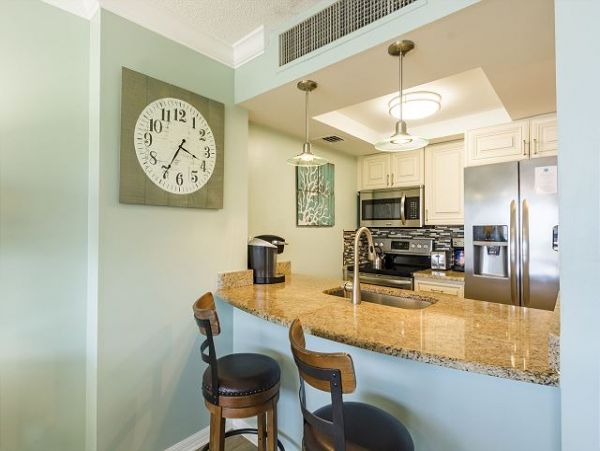 Siesta Key Vacation Condo One Bedroom on Beach