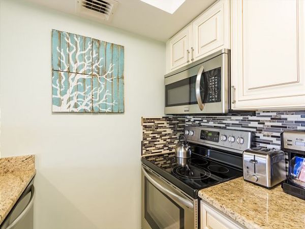 Siesta Key Vacation Condo One Bedroom on Beach