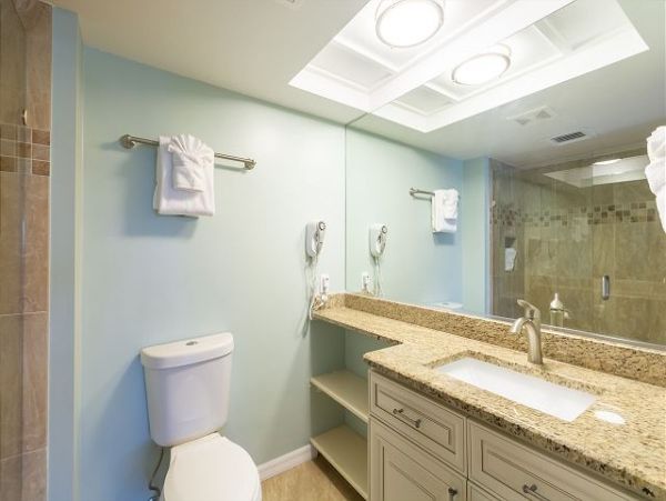 Siesta Key Vacation Condo One Bedroom on Beach