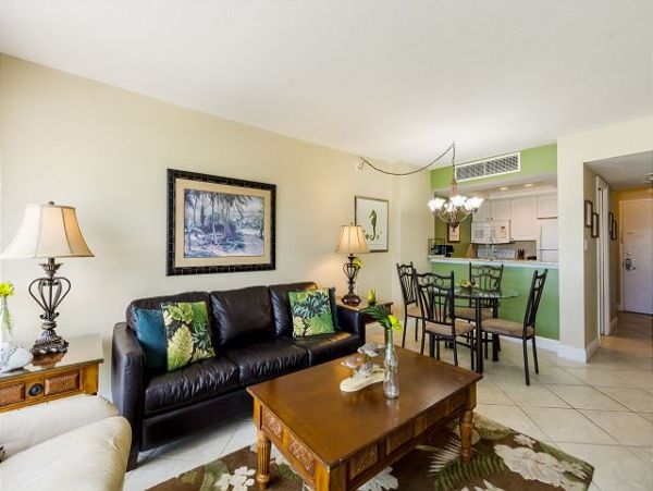 Siesta Key Rental on Beach with One Bedroom Sleeps 4