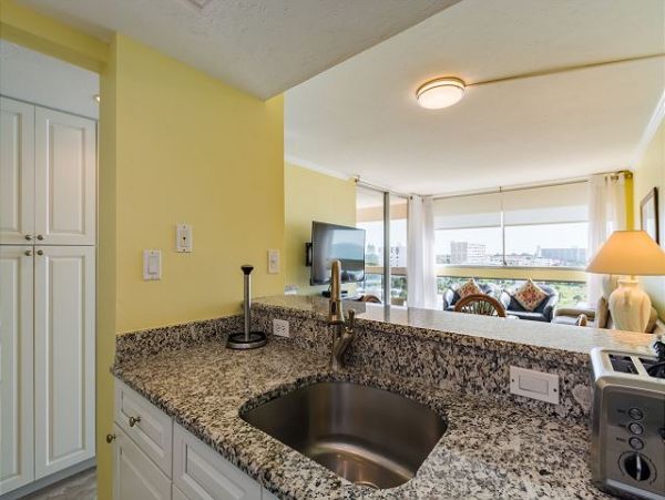 Siesta Key Beachfront Condo - Luxury Gulf View Vacation Rental on Crescent Beach