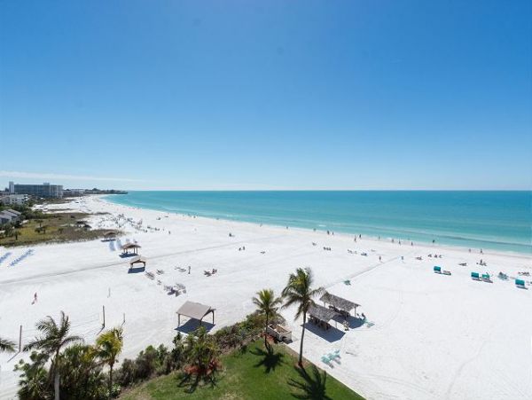 Siesta Key Beachfront Condo - Luxury Gulf View Vacation Rental on Crescent Beach
