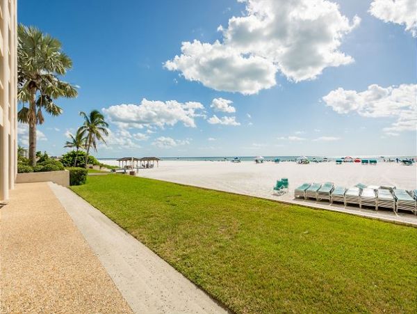 Charming Siesta Key Vacation Condo Rental Sleeps Four Guests