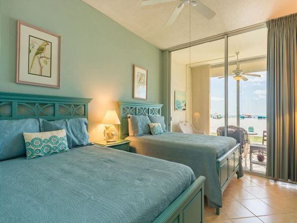 Charming Siesta Key Vacation Condo Rental Sleeps Four Guests