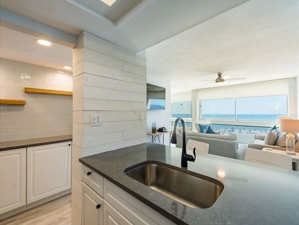 Siesta keys Premier Beach Font Vacation Condos