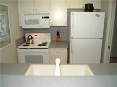 Open kitchen & fully equipped Open kitchen & fully equipped