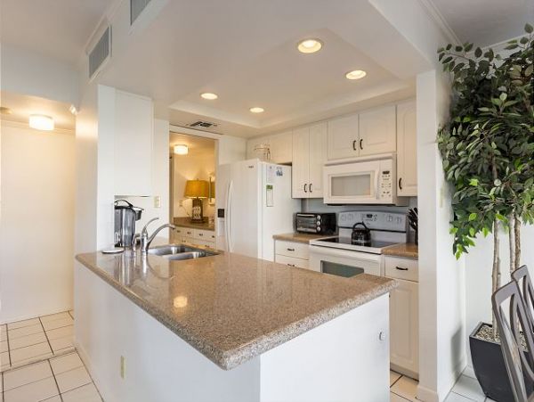 Beachfront Lovely Siesta Key Condo