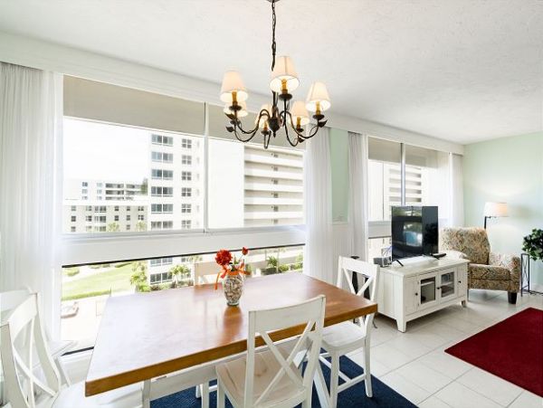 What a Great Siesta Key Rental - 2 Bedroom Beach Condo