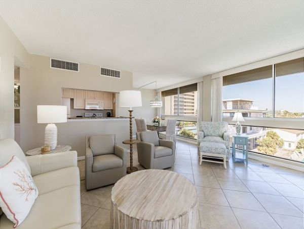 On Beach Siesta Key Vacation Condo Two Bedrooms Sleeps 6