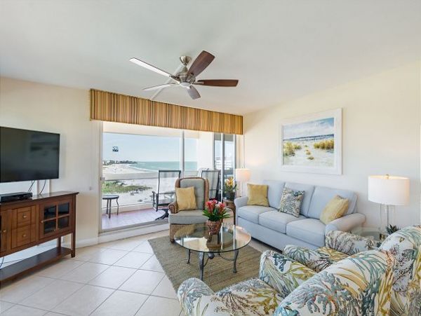 Two Bedroom Condo in Siesta Key on Beach Great Ocean Views