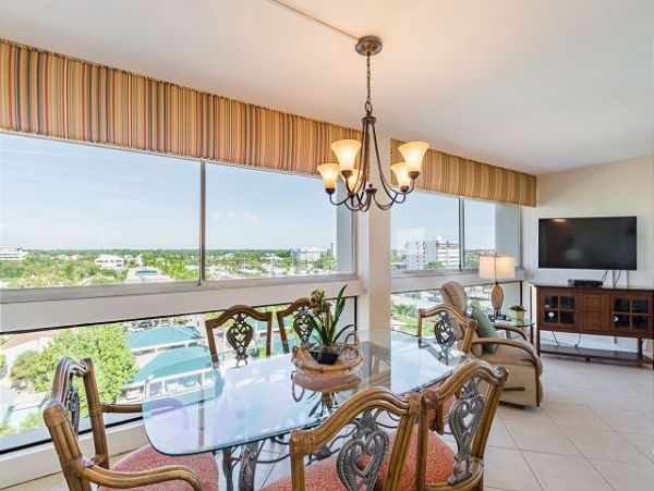 Two Bedroom Condo in Siesta Key on Beach Great Ocean Views