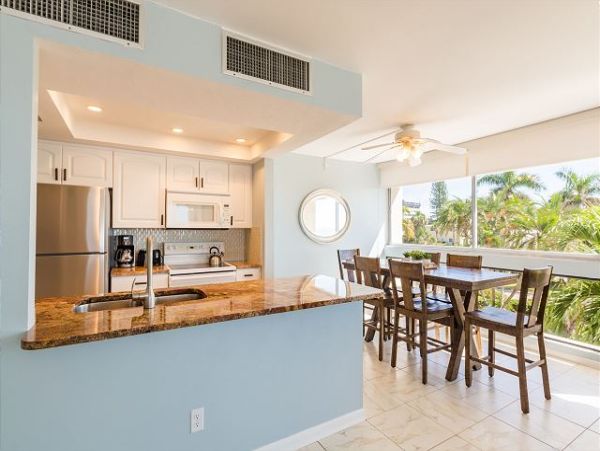 Siesta Key Two Bedroom Rental Full Gulf of Mexico Views  Pools, Hot tubs