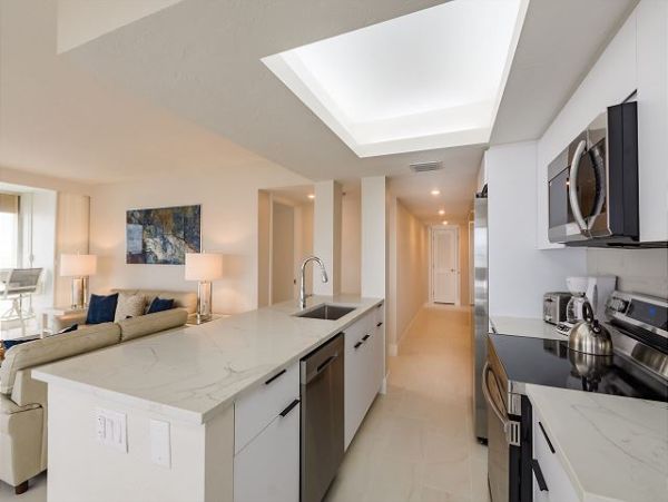 2 Bed 2 Bath Condominium with Gulf Front Views Sleeps 6