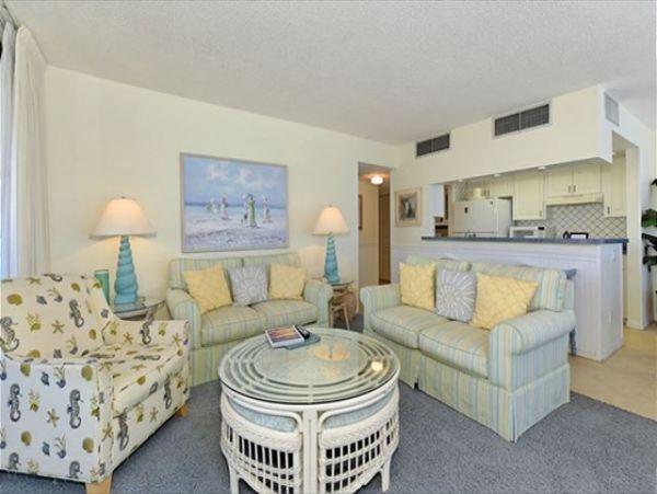 Siesta Key Lovely Two Bedroom Vacation Condo