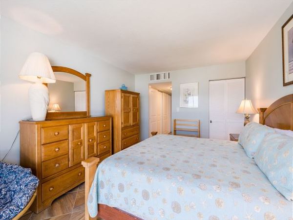 Siesta Key Beachfront Two Bedroom Condo