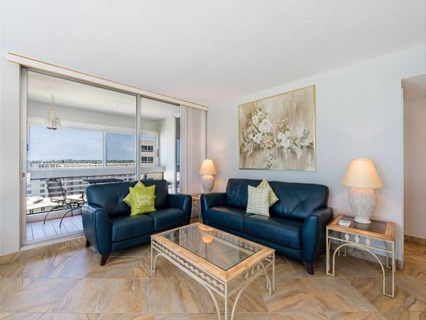 Siesta Key Beachfront Two Bedroom Condo