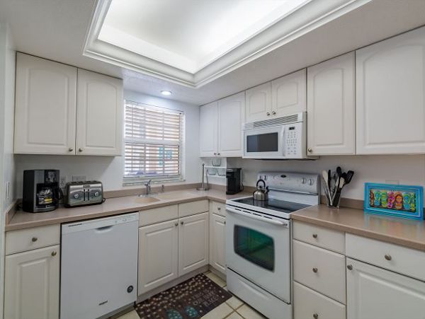 One of the Finest Siesta Key Beach Communities