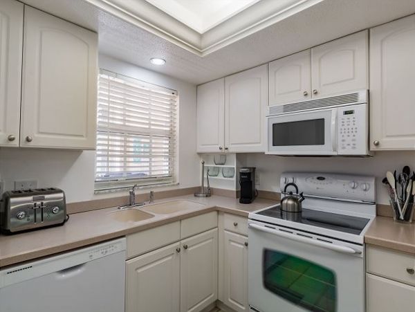 One of the Finest Siesta Key Beach Communities