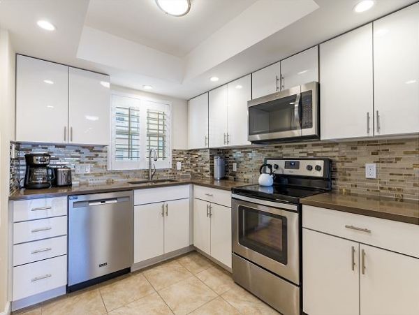 New Siesta Key Arrival WOW Call Today