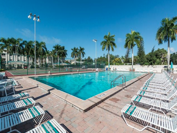 Two Bedroom Siesta Key Vacation Condo Sleeps 6 Guests