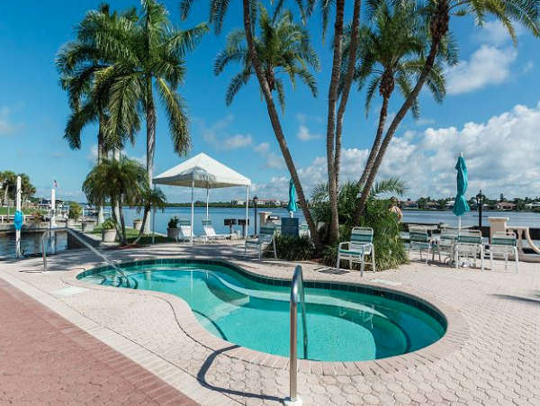 Two Bedroom Siesta Key Vacation Condo Sleeps 6 Guests
