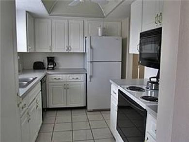 Fully equipped kitchen Fully equipped kitchen